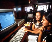 India tops global online population growth