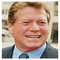 Oscar-nominated Ryan O’Neal arrested for assaulting son